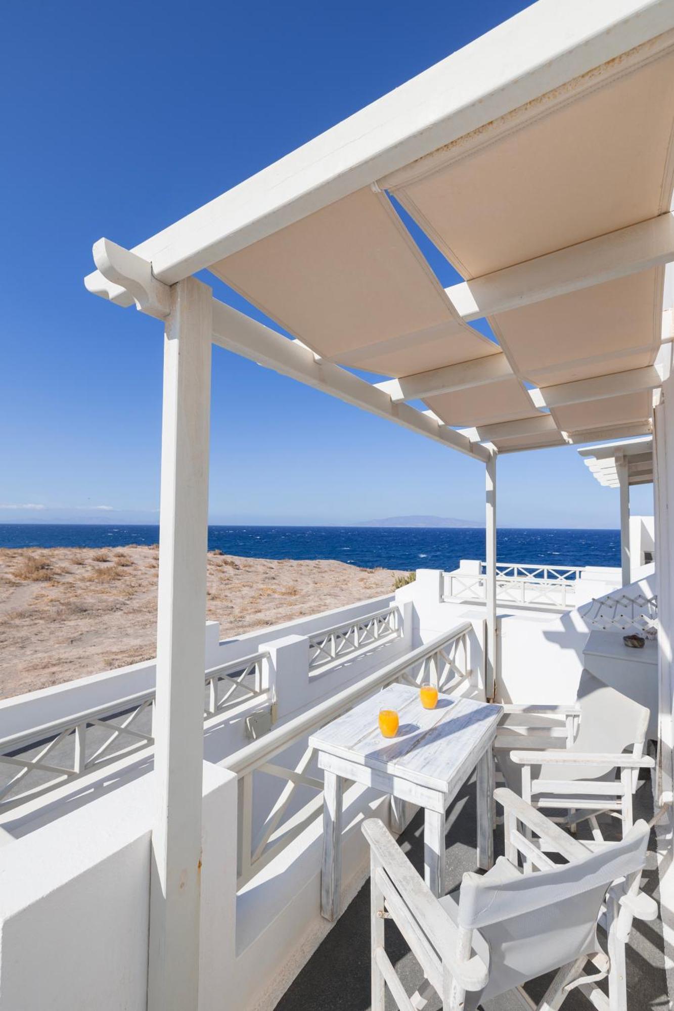Vrachia Studios & Apartments Οία Εξωτερικό φωτογραφία