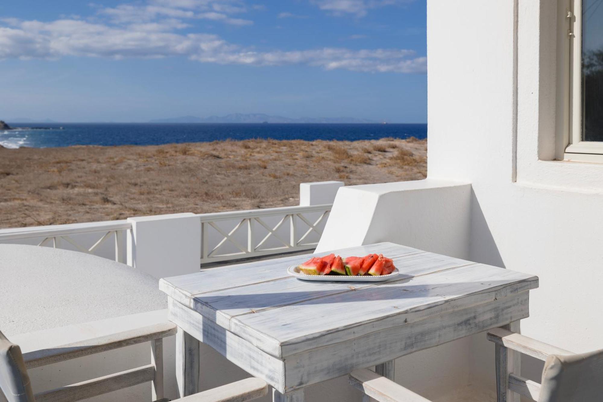 Vrachia Studios & Apartments Οία Εξωτερικό φωτογραφία