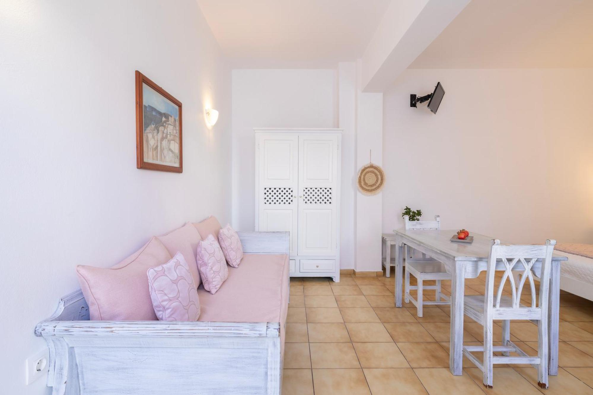 Vrachia Studios & Apartments Οία Εξωτερικό φωτογραφία